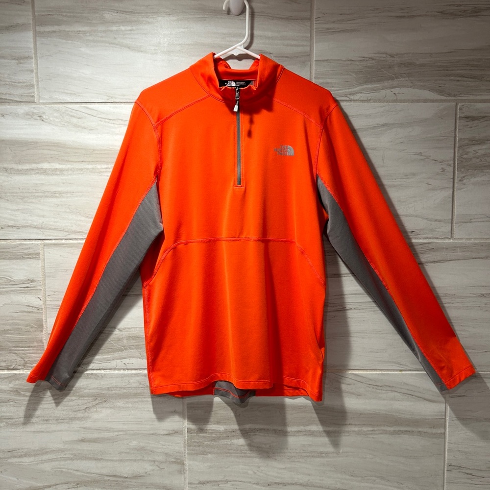 The North Face 1/4 Zip Base Layer Men’s M Orange & Gray